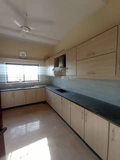 14 Marla Luxray House Avilable For Rent In G 13