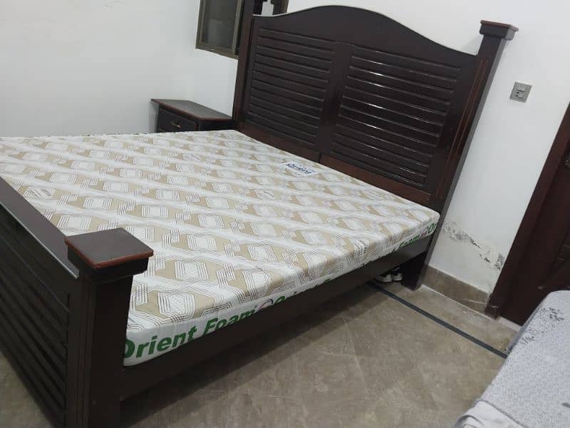 Bed for  sell with mattress and one side table 3