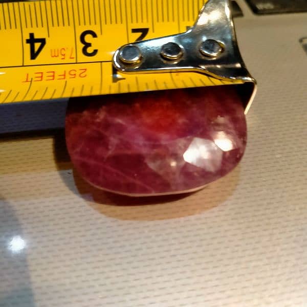 Ruby stone large size weight 80 karats 8