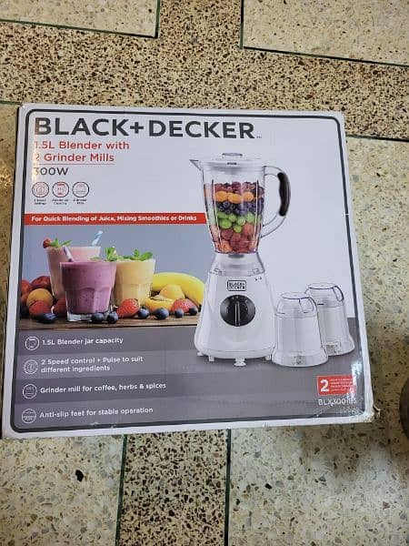 Black & Decker Blender with 2 grinder mills 1