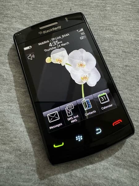 BlackBerry Storm2 0