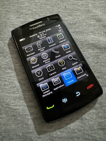 BlackBerry Storm2 3