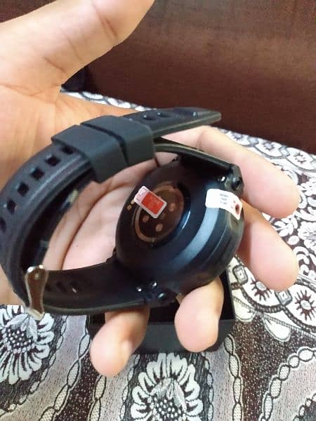 4G LTE brand new smart watch imported 16gb 2