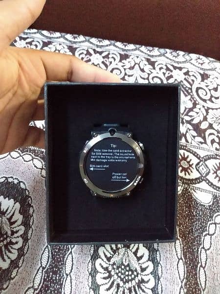 4G LTE brand new smart watch imported 16gb 0