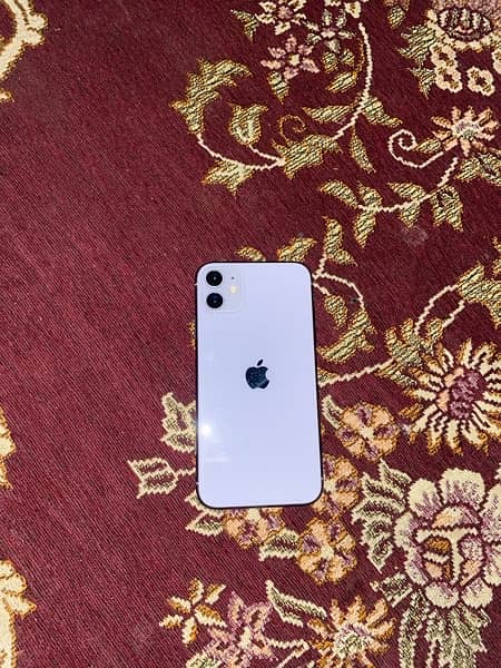 IPHONE 11 64gb 10/9 Condition 5