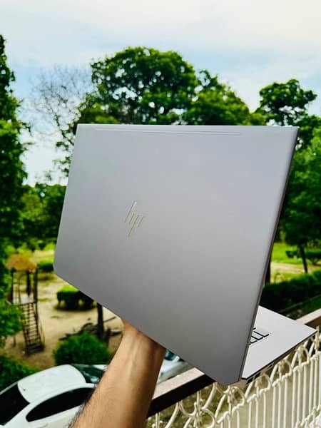 HP Zbook studio G5 2