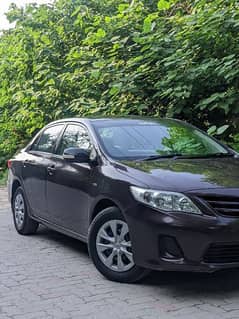 Toyota Corolla Gli 1.3 VvTi 2012 Model Red wine Colour