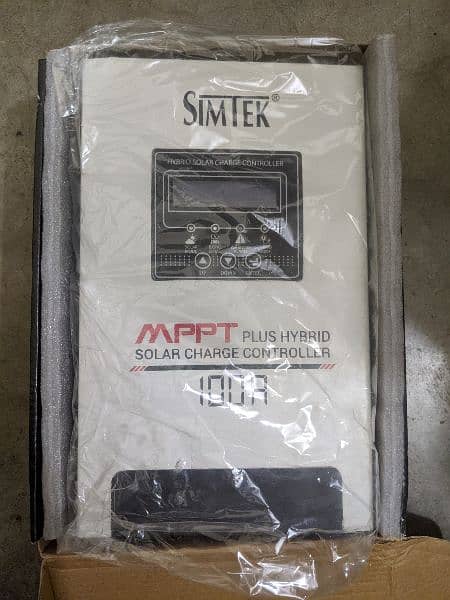 Simtek 12/24v 100A Hybrid MPPT Solar Charger Controler with DC load 1