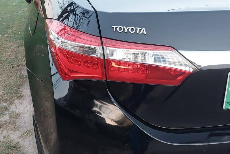 Toyota Corolla GLI 2016 6