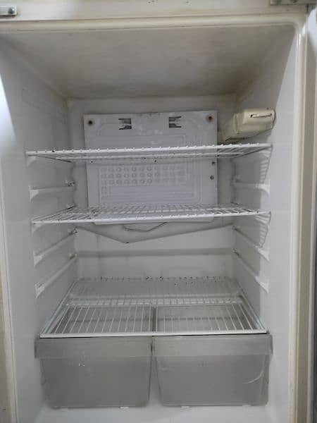 Dawlence Fridge For Sale 2