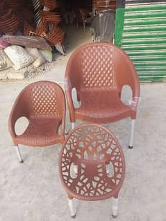 plastic chairs table wholesalers