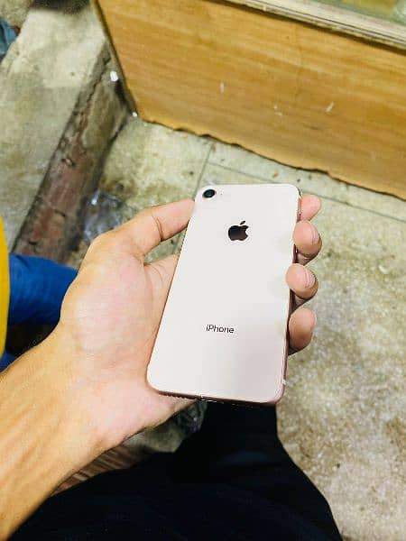 iPhone 8 64GB (Bypass) 4