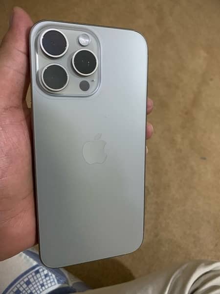 iPhone 15 pro max 512 GB natural 2