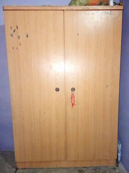 Wood Wardrob 0