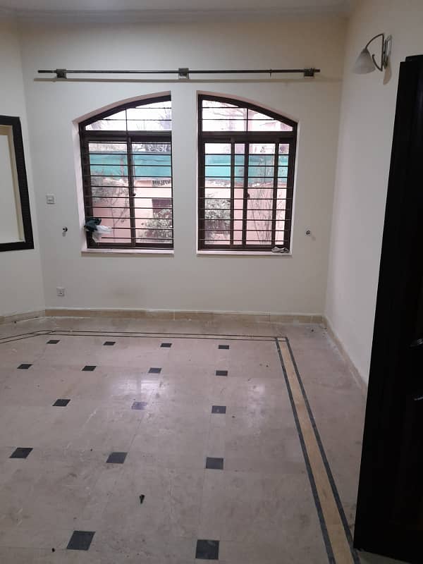 1kanal 6bed chatha Bakhtawar 19