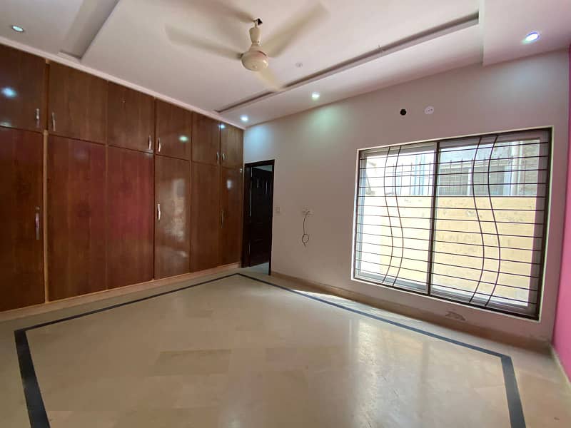 10 Marla Perfect Location 4 Bedroom House For Rent in Phase 5 DHA Lahore 2