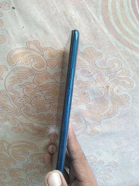 tecno 6+128  6000mAh battery 4