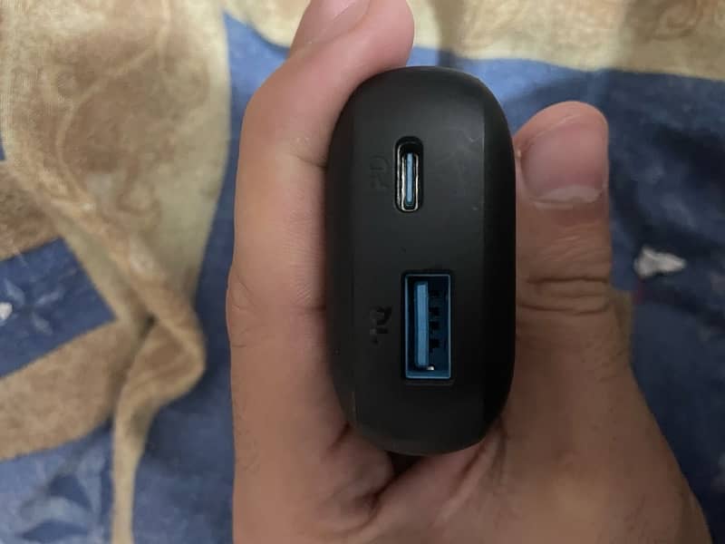 Anker ka 100% original 10000 mAh pd power bank hy 1