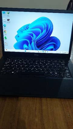 DELL LATITUDE Touch I5 8THGEN 16/512 0