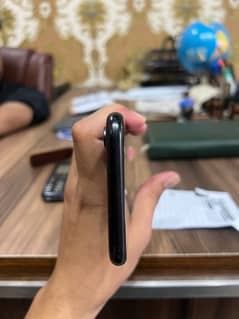 iphone xr 64 /gb jv condition 9/10 contact:03126294557