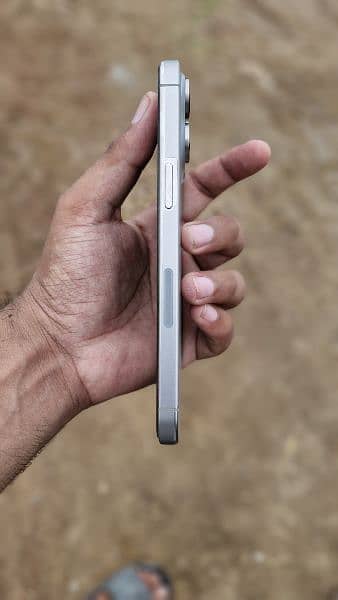 iphone 15 pro max natural titanium 256 GB ,jv 3