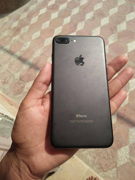 Apple Iphone 7 plus 4