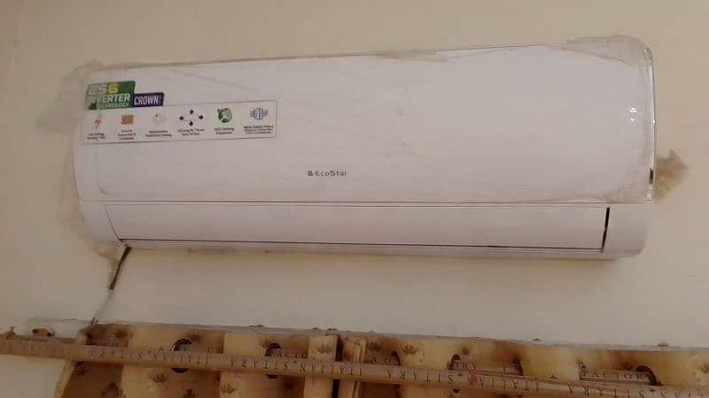 EcoStar 1.5 ton Dc Inverter bilkul genuine hh just 4 month used 0