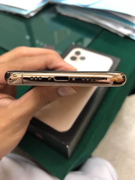 IPhone 11 Pro PTA Approved (256) 2