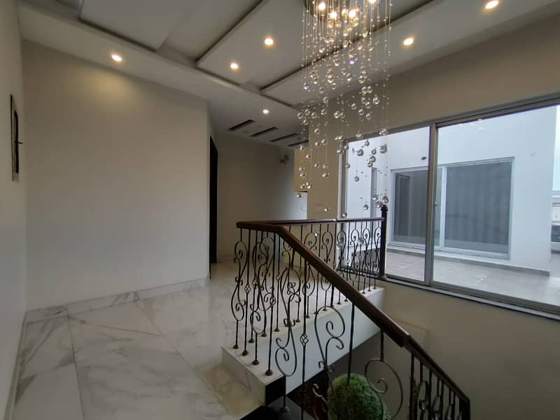 10 Marla Luxury Full House Available For Rent in State Life Housing Scheme Lahore 0