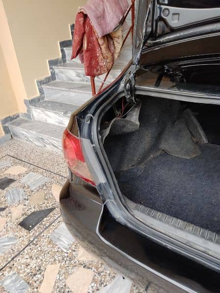 As a good condition home use car alow raim new 1