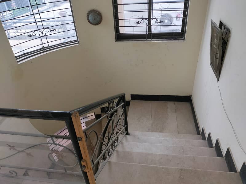 1 Kanal FULL Basement Owner Build OLD House For Sale DHA Phase 3 20