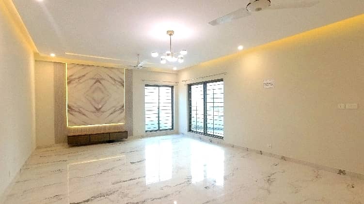 Ideally Located Flat For rent In Askari 11 - Sector D Available 2