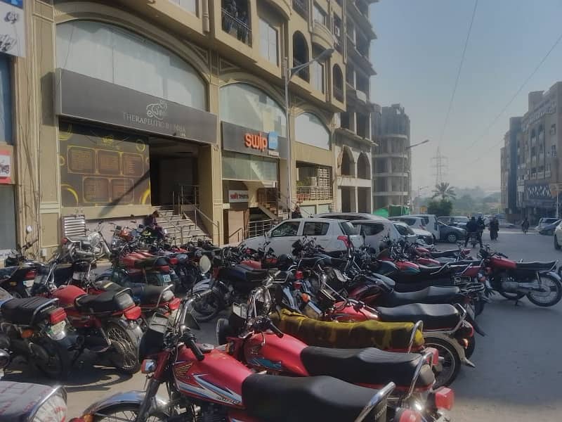 570Sq-ft Shop available for sale in civic center bahria town phase 4 9