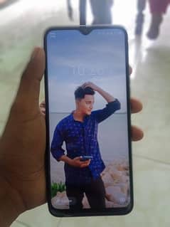 Tecno pova neo 4+1 gb 64 gb