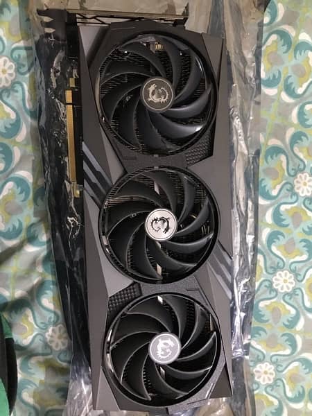 GeForce RTX 4070 Ti Gaming X Trio 12G 1