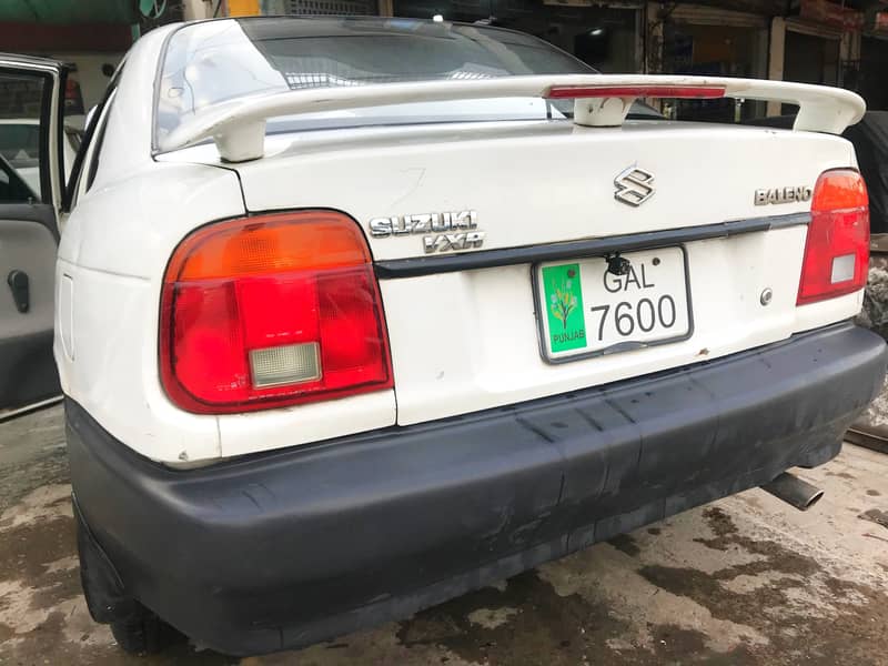 Suzuki Baleno 2000 2000 7