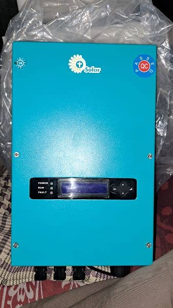 Solar pump inverter 3.7kw IP65 brand new 0