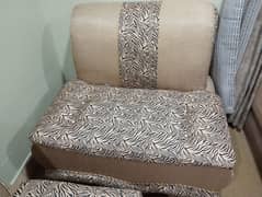 Beautiful 7 Seater Sofa Set With New Condition      03313158507