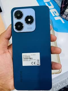 realme c63 6/128 with box and original charger