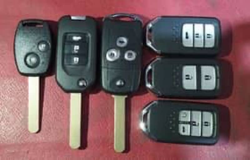 Toyota prius Mercedes All smart keys Remotes Avail with programming 1