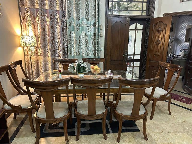 Dining Tabel with 8 chairs 2