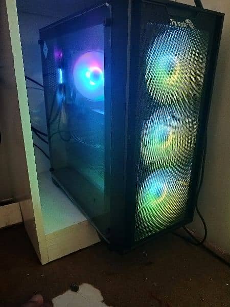 Gaming PC High-Performance Rig for Immersive Gaming and Multitasking 1