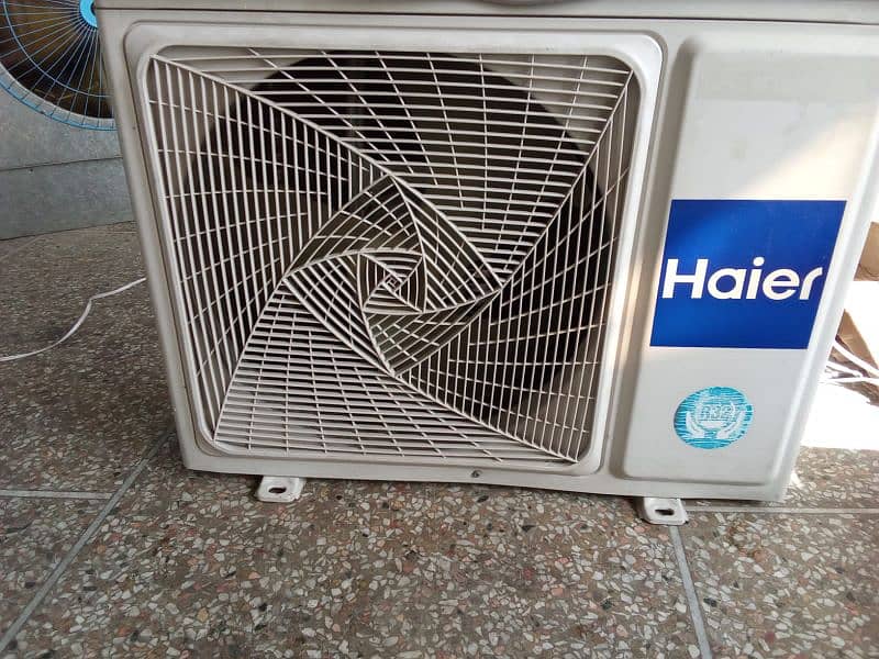 Haier  1 ton Inverter Ac 2