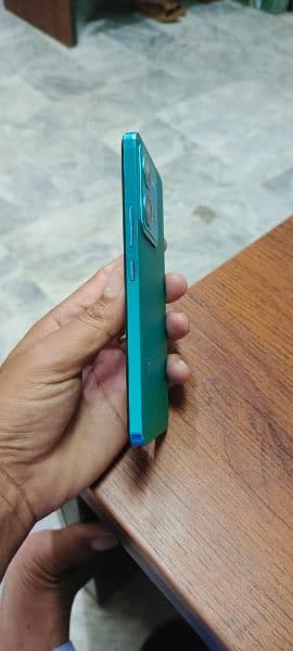 Vivo V25 full packing 12-256 good condition 1