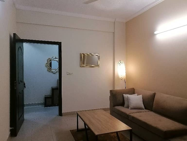 5 Marla Flat Is Available For rent In Askari 11 - Sector C 4