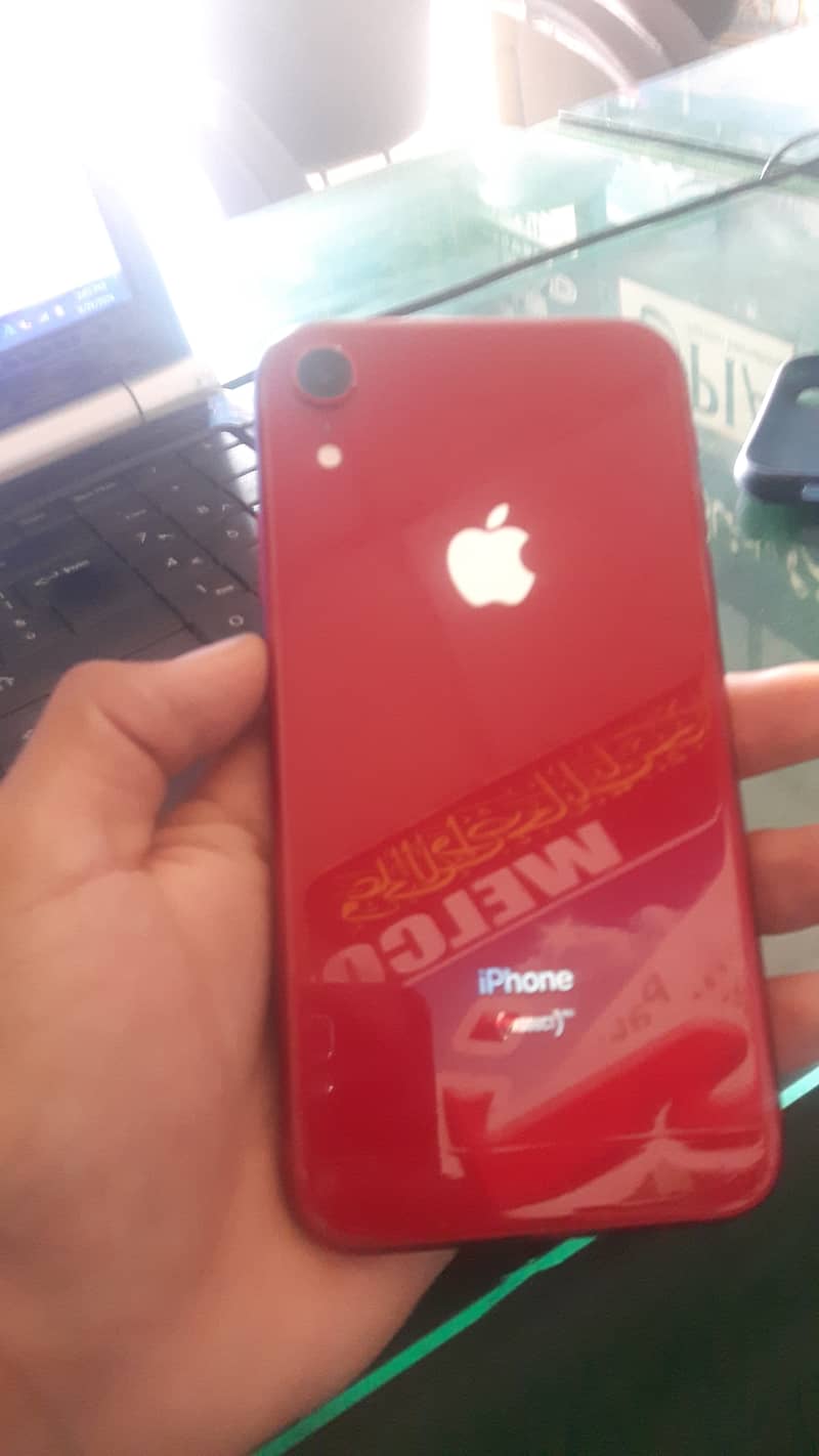 iPhone XR 1