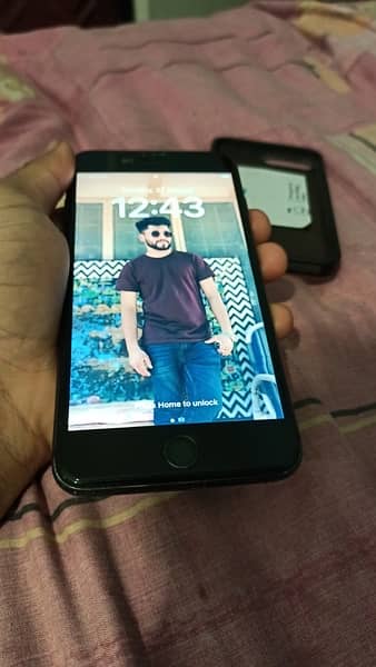 urgent sell iPhone 8 Plus 03265225450 3