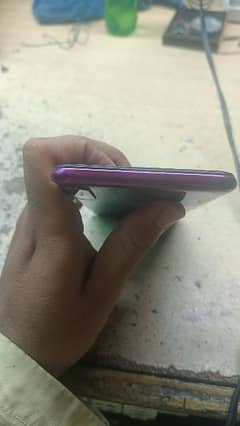 infinix S5 urgent sale box and charger also 0