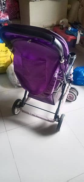 Baby Pram, Stoler 3