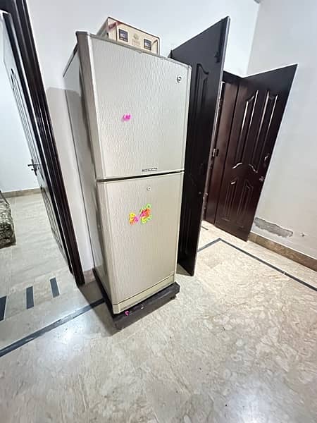 Frige for sale 3